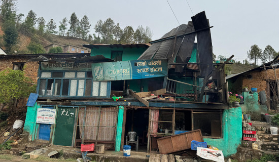 सल्यानमा हावाहुरीले विभिन्न संरचनामा क्षति
