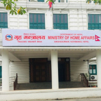 मोहना नदीमा जलपन्छीको विचरण (फोटो फिचर)