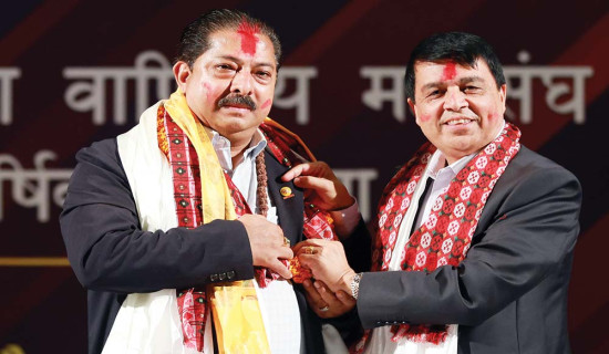 पार्किङमै खिया पर्‍यो मोटरसाइकल