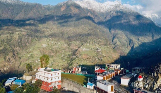 बर्षापछि खुलेको बल्ले लेक