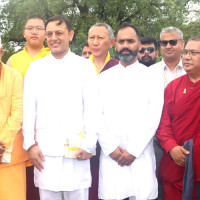 जोखिमपूर्ण यात्रा रोक्न छत हटाइँदै