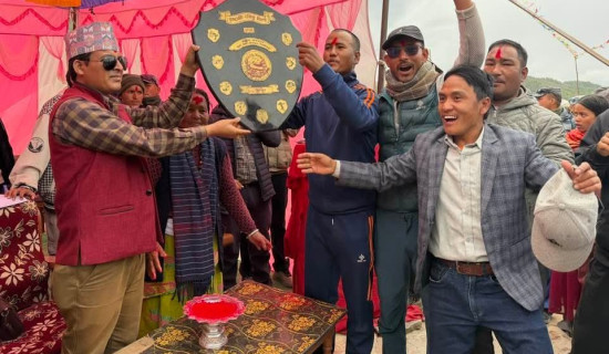 राष्ट्रपति रनिङ शिल्ड प्रतियोगितामा हिमा प्रथम