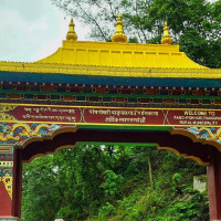 ‘पर्यटक आउँछन्, खर्च गर्दैनन्, फोहोर थुपारेर जान्छन्’