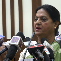 संविधानका आधारभुत स्तम्भमाथि प्रहार हुनेगरी संशोधन नगर्न नेता ज्ञवालीको आग्रह