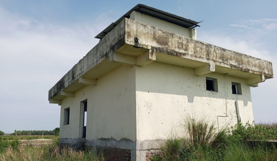 १५ लाखको किरियापुत्री भवन प्रयोगमै नआई जीर्ण