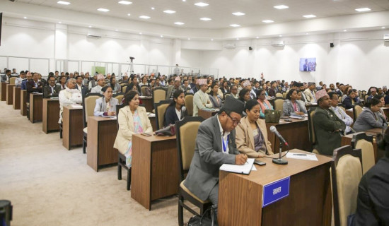 एकसाथ आइसिटी  सिक्दै  क्याम्पसका गुरु र चेला