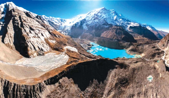 अन्नपूर्णको फेदीमा नयाँ हिमताल