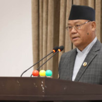 शान्ति सुरक्षाको भरपर्दो प्रबन्ध मिलाउन कार्यवाहक प्रधानमन्त्री खड्काकाे  निर्देशन
