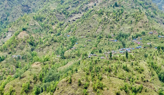 सुन्दर घडेरी गाउँ
