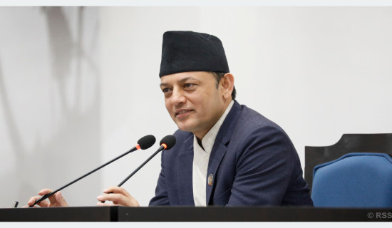 सांसद थापाको असंसदीय शब्द रेकर्डबाट हटाउन निर्देशन