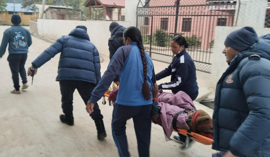 पहिरोले मोदीको कोरुङ्गा गाउँ जोखिममा