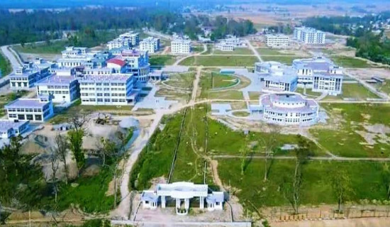 दशरथ चन्द स्वास्थ्य विश्वविद्यालयमा उपकुलपति छनोटका लागि समिति गठन
