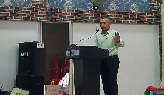 सरकार विधिसम्मत चल्नुपर्छ : सभापति थापा
