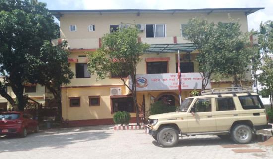 पर्यटकका पर्खाइमा तमोर नदी क्षेत्र