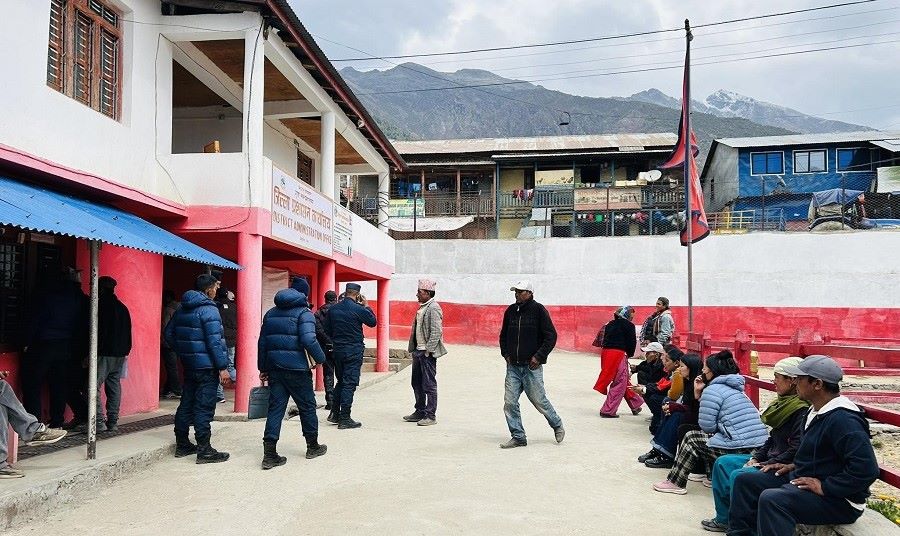 राष्ट्रिय परिचयपत्र कार्ड लिन हुम्लावासीलाई सास्ती