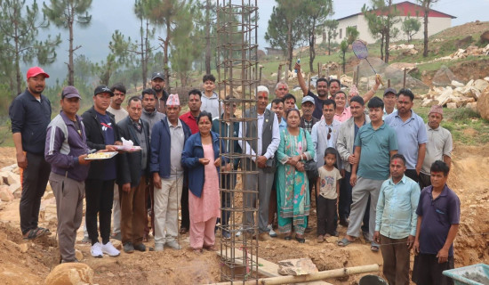 ४५ लाख रुपियाँ लागतमा बन्दैछ कवर्ड हल