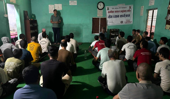 सुन र चाँदीको मूल्य घट्यो