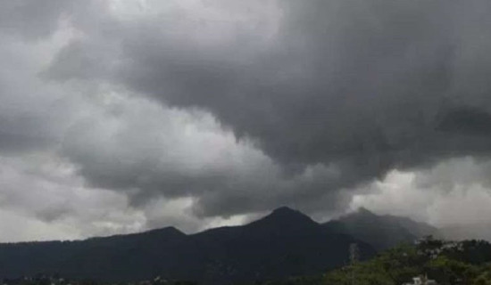 यूएई पुगेका नेपाली श्रमिकको बढ्यो गुनासो