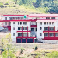 औषधिसहितको चिकित्सक टोली जाजरकोटमा