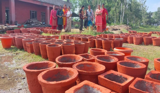 शिक्षासँगै महिलालाई उत्पादनमा जोड्दै सिकाइ केन्द्र