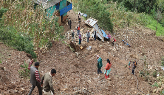 ग्रामीण सडक पुनः अवरुद्ध