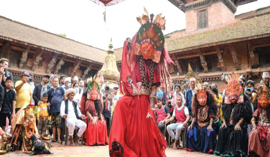 श्वेतभैरवको नृत्य प्रदर्शन