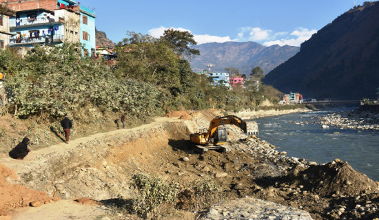 बेनीलाई जोगाउन नदी कटानको उच्चजोखिम क्षेत्रमा पक्की पर्खाल निर्माण सुरु