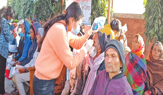 सत्तरी जनाले पाए आँखाको ज्योति