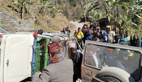 बोलेरो जिप पल्टिँदा एकको मृत्यु, सात घाइते