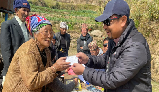 गाउँपालिकाद्वारा निःशुल्क स्वास्थ्य बीमा