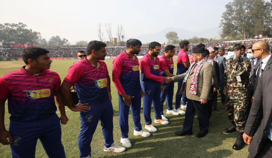क्रिकेट टिमलाई प्रधानमन्त्री प्रचण्डको बधाई