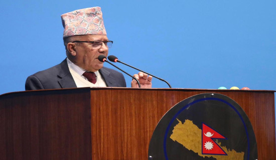 यो गठबन्धन पाँच वर्ष टिक्छ : अध्यक्ष माधव नेपाल