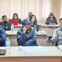 दीपक शर्माको ‘डाँडै पिपल’मा सुधीर र आरुषीको अभिनय