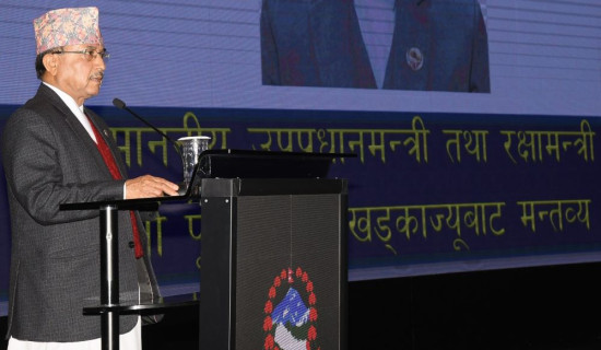 विश्व परिवेशअनुरुपको सन्तुलित व्यवहार जरुरी : उपप्रधानमन्त्री खड्का