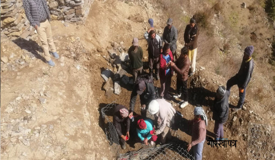 मैनागाडामा बसपार्कको शिलान्यास