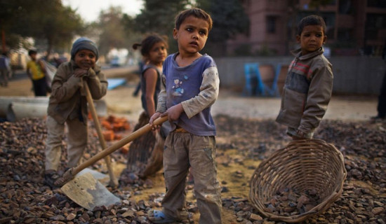 झन्डै दुई लाख बाल श्रमिक