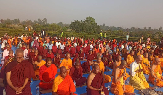 लुम्बिनी झकिझकाउ बनाएर मनाइयो बुद्धजयन्ती