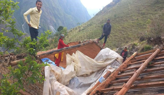 हावाहुरीले घरमा क्षति, चट्याङ लागेर तीन घाइते