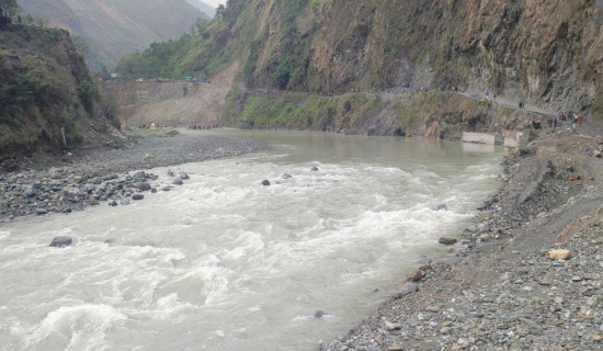 महाकाली नदीमा बगेर किशोर बेपत्ता