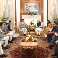 प्रधानमन्त्री प्रचण्ड र भारतका प्रधानमन्त्री माेदीबीच भेटवार्ता सुरु