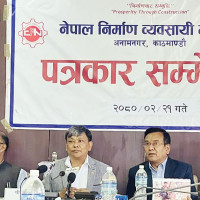दुई हजारले घट्यो सुनको मूल्य