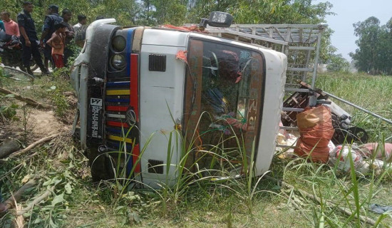 सर्लाहीमा पिकअप भ्यान दुर्घटना, एक जनाको मृत्यु