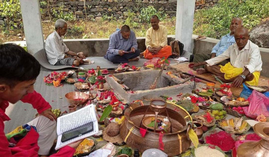 पानी माग्दै इन्द्र र महादेवको पूजापाठ